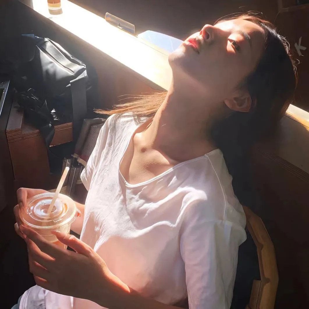 绿蚁梦乡